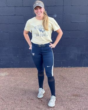 Image post by @csubucssoftball on Instagram