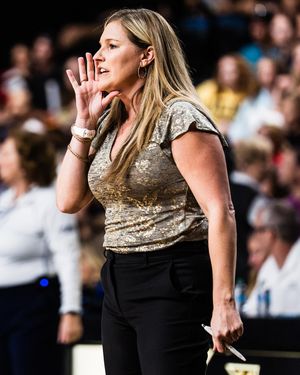 Image post by @ucf.volleyball on Instagram