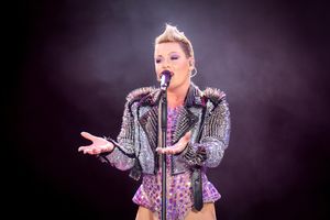 Image post by @thephotoladies on Instagram