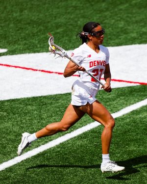 Image post by @du_wlax on Instagram