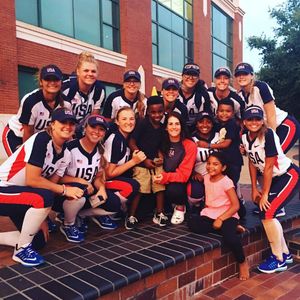 Image post by @usasoftball on Instagram