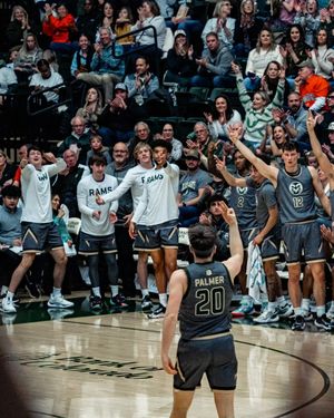 Image post by @csumbasketball on Instagram