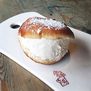 Image post by @lepainquotidienus on Instagram