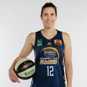 Image post by @basketballaus on Instagram