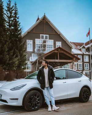 Image post by @hertz on Instagram