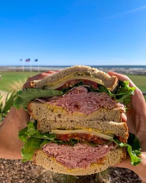 Image post by @kiawah_eats on Instagram