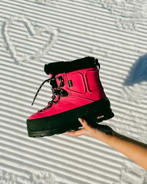 Image post by @ugg on Instagram