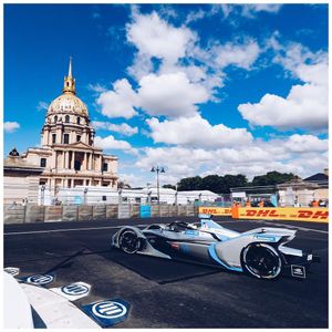 Image post by @susie_wolff on Instagram