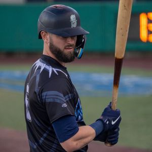 Image post by @everettaquasox on Instagram