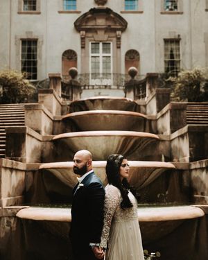 Image post by @thismodernlovephoto on Instagram