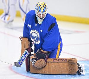 Image post by @goaliegearnerd on Instagram