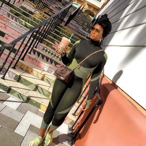 Image post by @blackgirlsinstarbucks on Instagram