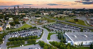 Image post by @prevostcoach on Instagram