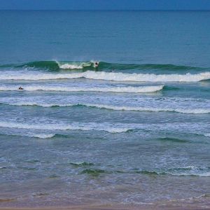 Image post by @wsl.qs on Instagram