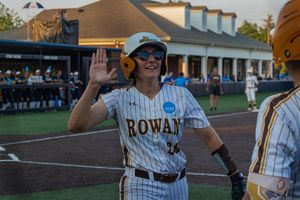 Image post by @ncaadiii on Instagram