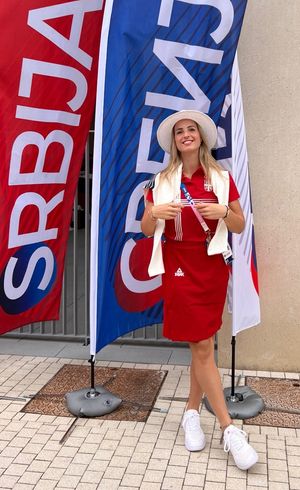 Image post by @ProvidenceWBB on Twitter