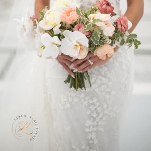 Image post by @lesliemarieevents on Instagram