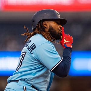 Image post by @BlueJays on Twitter