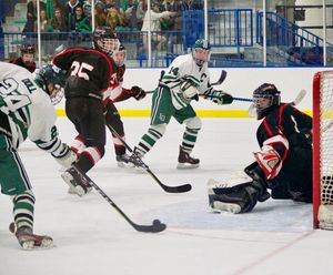Image post by @lakeorion_varsityhockey on Instagram