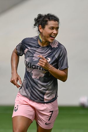 Image post by @weareangelcity on Twitter