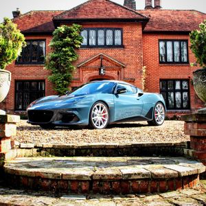 Image post by @lotuscars on Instagram