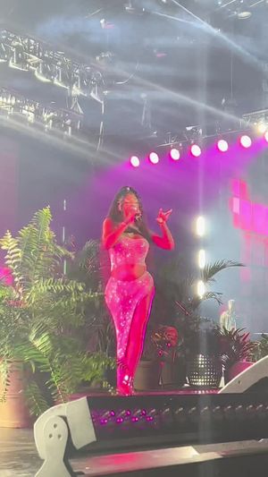 Video post by @vh1 on TikTok