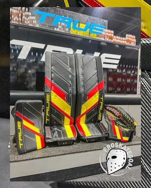 Image post by @goaliegearnerd on Instagram