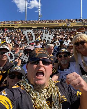 Image post by @hamiltontigercats on Instagram