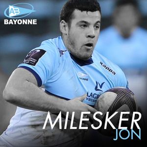 Image post by @avironrugbypro on Instagram