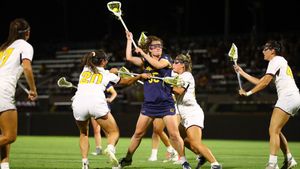 Image post by @CalWLax on Twitter