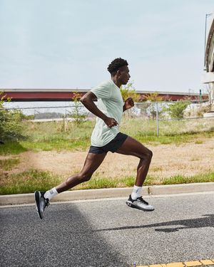 Image post by @uarunning on Instagram