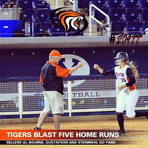 Image post by @pacificsoftball on Instagram