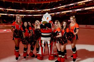 Image post by @anaheimduckspowerplayers on Instagram