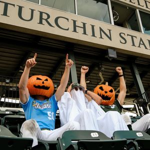 Image post by @greenwavebsb on Instagram