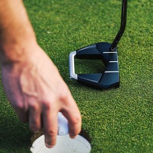 Image post by @taylormade_golf_japan on Instagram