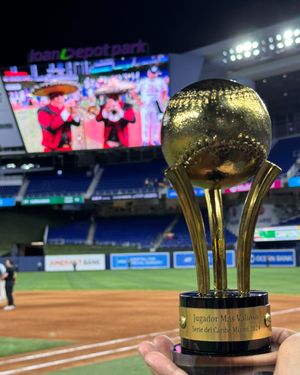 Image post by @clubnaranjeros on Instagram