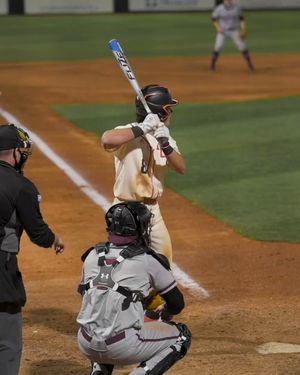 Video post by @17_mrobinson on Twitter