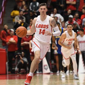 Image post by @unmlobombb on Instagram