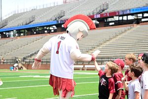 Image post by @TroyTrojansFB on Twitter