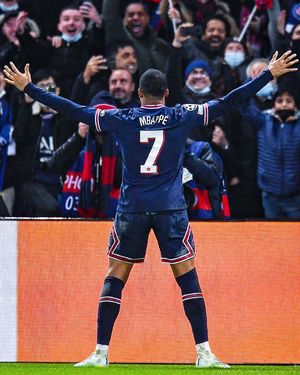 Image post by @psg on Instagram