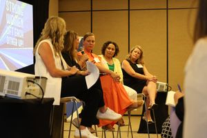 Image post by @_WomenLeaders on Twitter