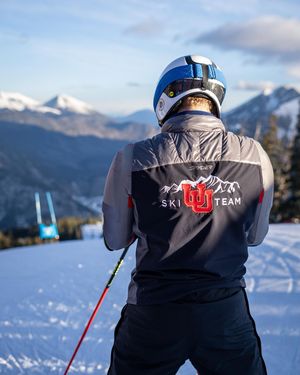 Image post by @utahskiteam on Instagram