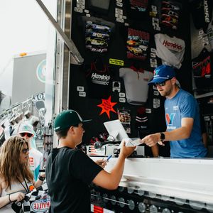 Image post by @nashvillesuperspeedway on Instagram