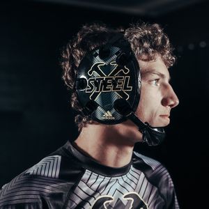 Image post by @adidaswrestling on Instagram