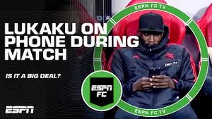 Video post by @espnuk on YouTube