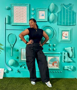 Image post by @yourgirlayedub on Twitter