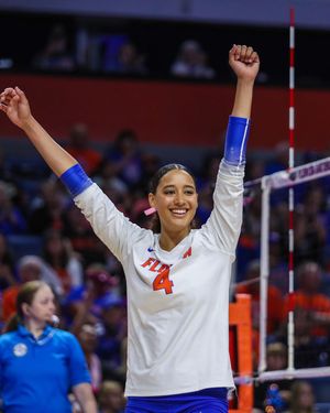 Image post by @gatorsvb on Instagram