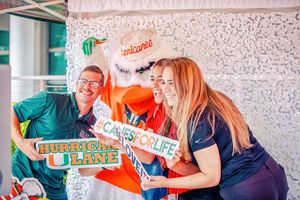 Image post by @univmiami on Instagram