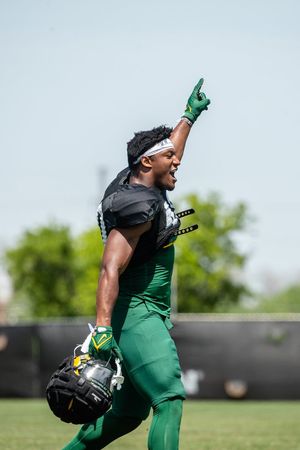 Image post by @BUFootball on Twitter