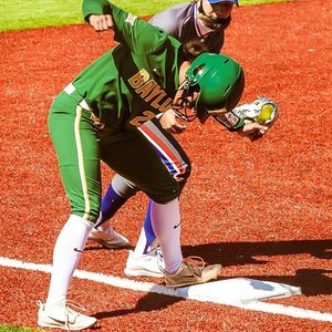 Image post by @baylorsoftball on Instagram